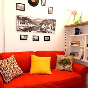 Youhosty - Mercato Dx 16 Apartamento Milán